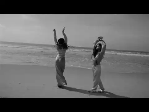 Video: Chloe x Halle - Happy Without Me (feat. Joey Bada$$)